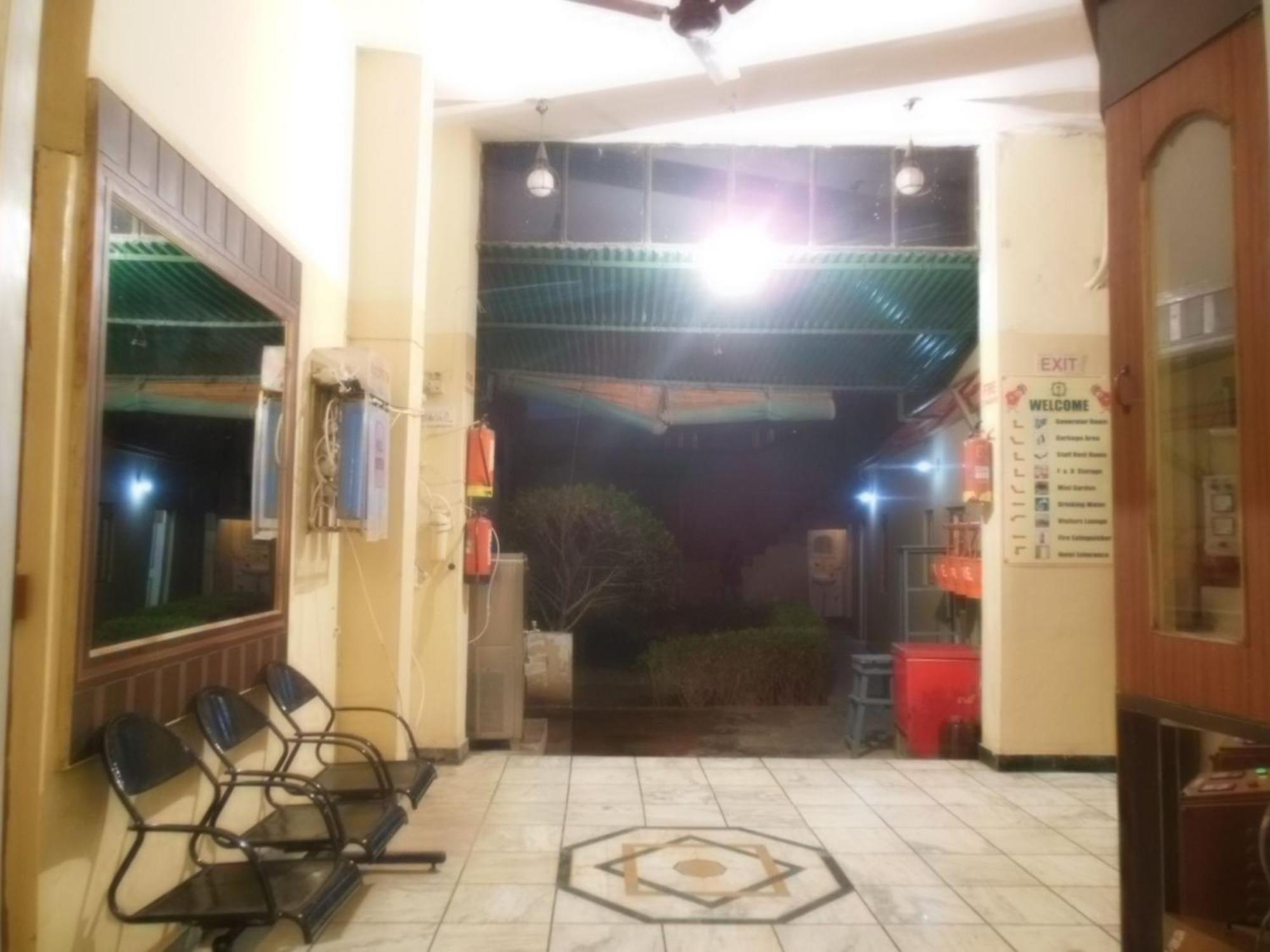 Hotel Taj Plaza, Vip Road, Agra Agra  Exterior foto