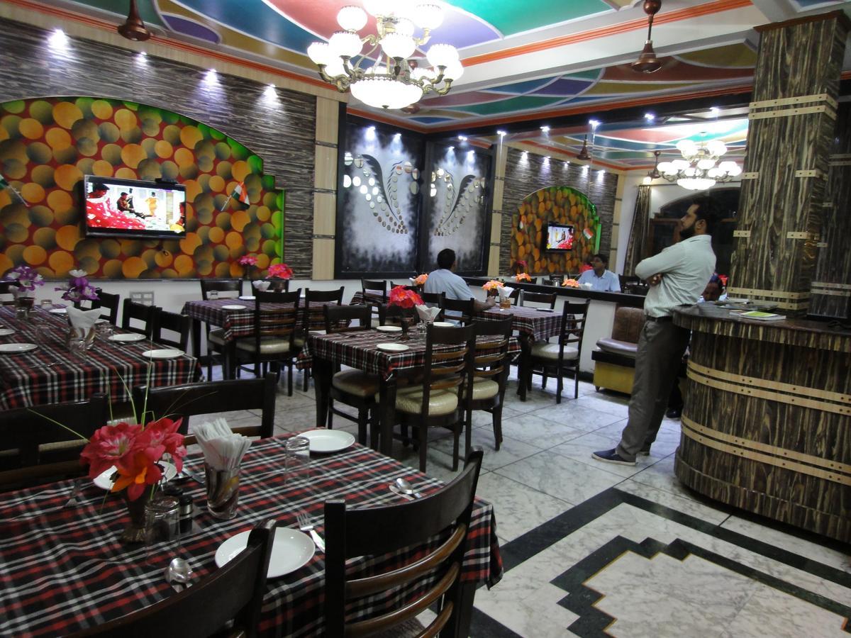 Hotel Taj Plaza, Vip Road, Agra Agra  Exterior foto