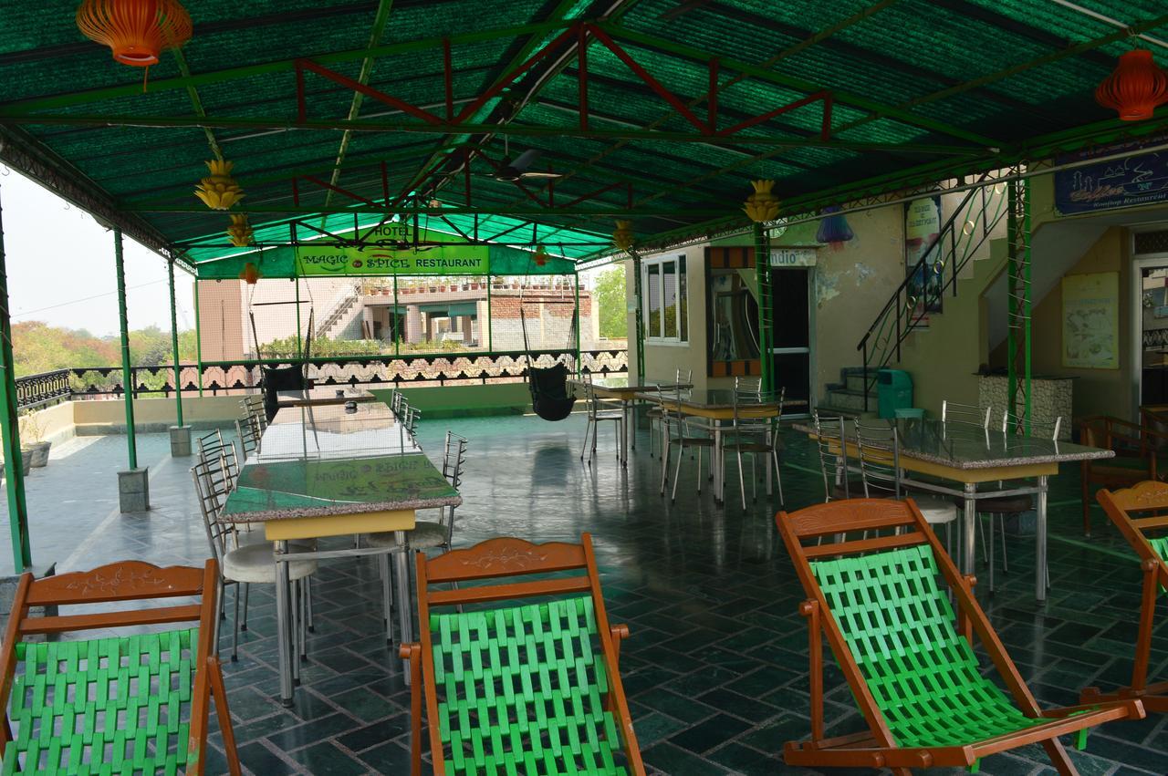 Hotel Taj Plaza, Vip Road, Agra Agra  Exterior foto